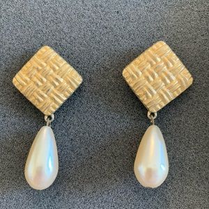 💝CLEARANCE 4 Pairs of Earrings for $20 - Bundle & Make an Offer